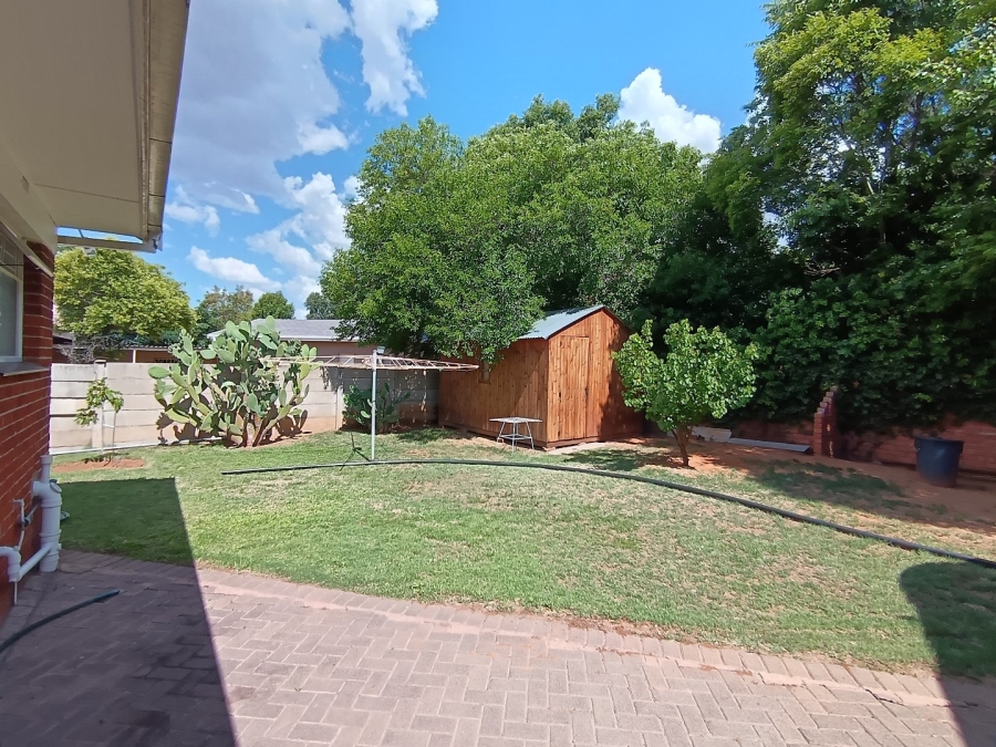 4 Bedroom Property for Sale in Fichardt Park Free State